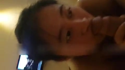 漂亮大学生 看详情海报剧照